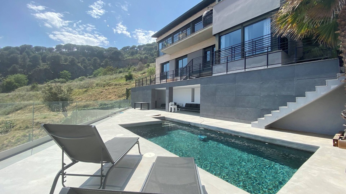 Vallromanes Villa | Ece Golden Villa