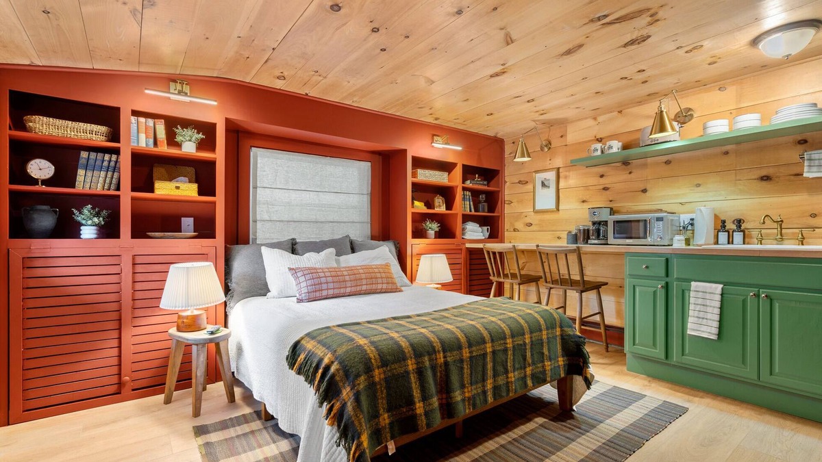 Lincoln Apartment | Echo Lake Relaxation at the PemiCabins