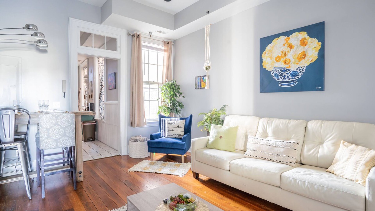 Covington Apartment | Eclectic Loft near Riverfront and Mainstrasse!!