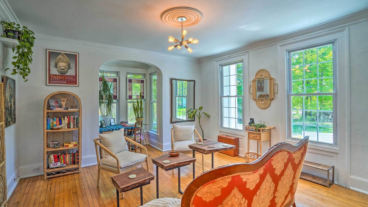 Troy House | Eclectic Troy Home w/ Hot Tub - Pet Friendly!