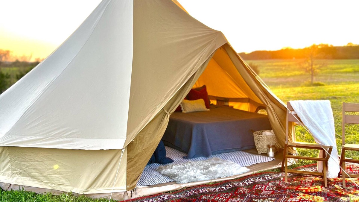 Leon Junction Apartment | [Eclipse Amenities Included]142 Acre Ranch Glamping Tent
