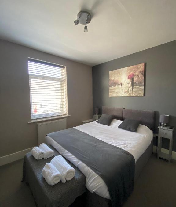 Newmarket Apartment | Eclipse Apartment No 2
