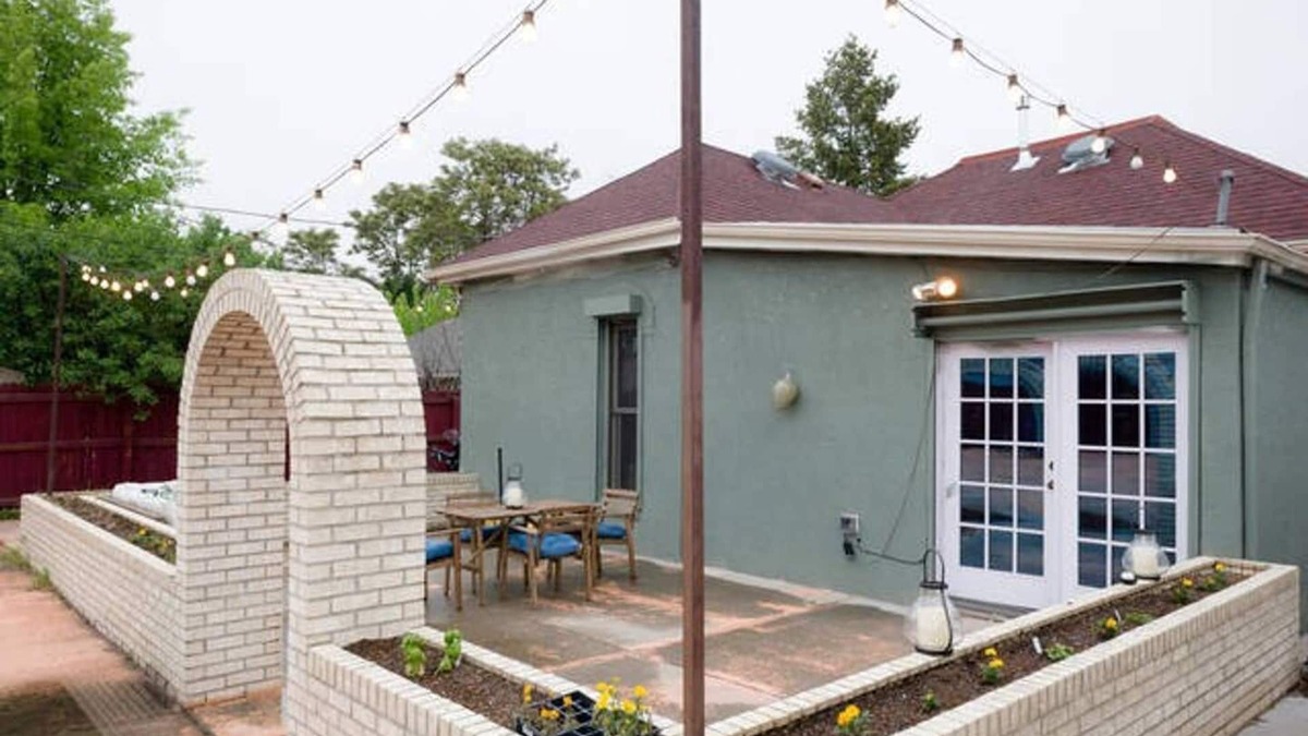 Sunnyside House | Eco-Friendly 3BR 1BA Sunnyside Bungalow