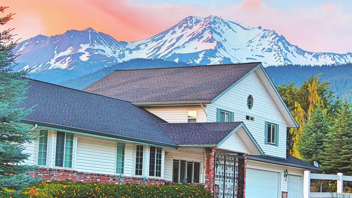 Mount Shasta House | Eco-friendly, Mountain View, Park-like 5 acres, 1 Mi. to town