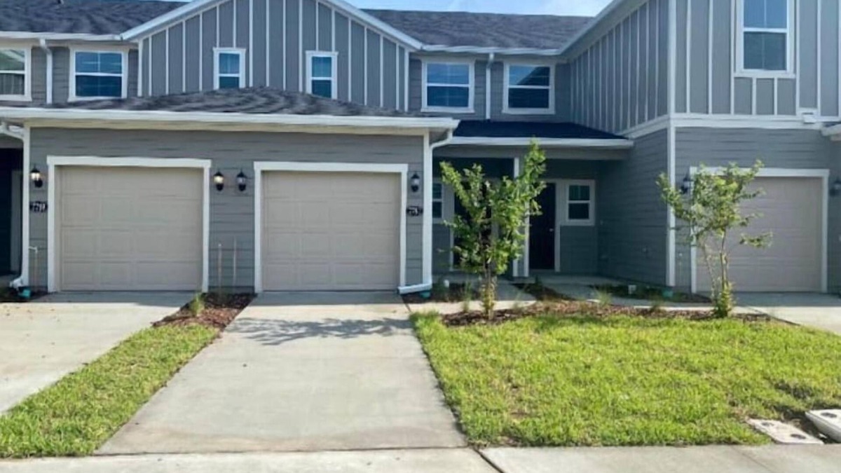 Westside House | Eco-friendly Townhouse at Oafleaf