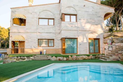 Lloret de Mar Villa | Eco Geo Sol