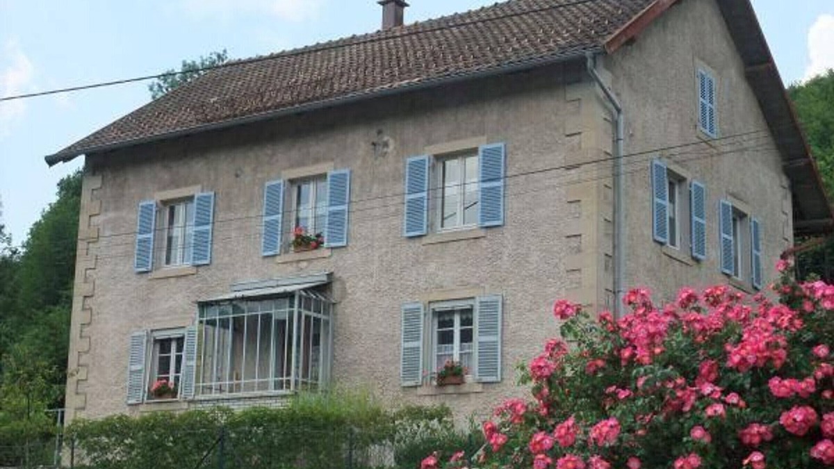 Plancher-les-Mines Cottage | Eco-renovated cottage with studio and wood stove near Ballon de Servance