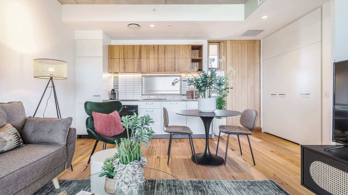 South Melbourne Condo | Eco-Retreat Near Sth Melbourne Market w City Views