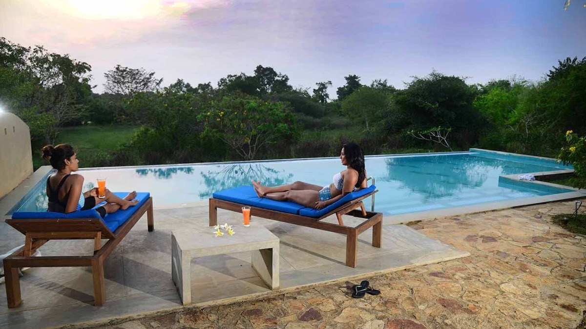 Kahandamodara Villa | Eco-Villa on Farm Stay with Ayurveda & Lagoon