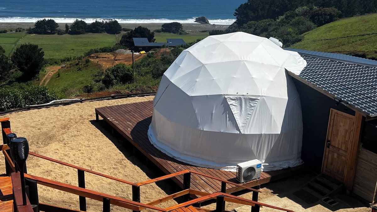 Buchupureo House | Ecoglamping accommodation with Hot Tub and panoramic ocean view