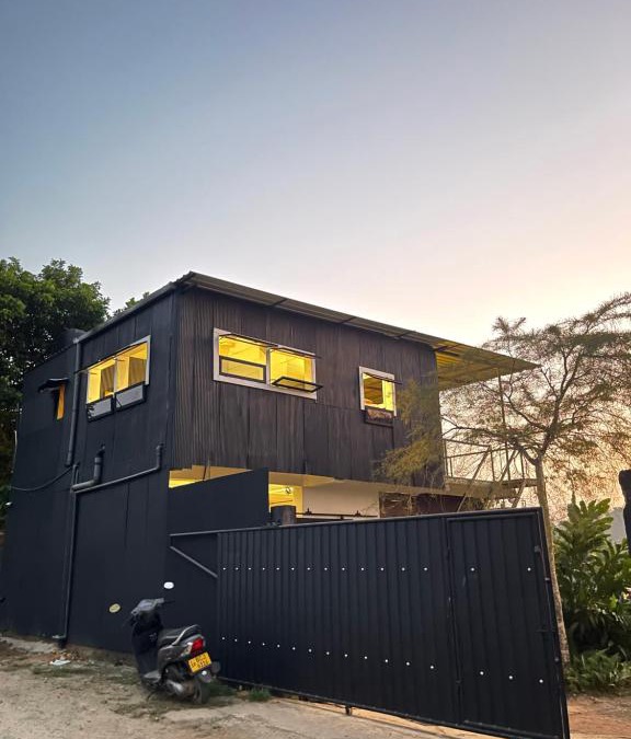 Baddegama Bed & Breakfast | EcoGrip Boathouse EcoRoom