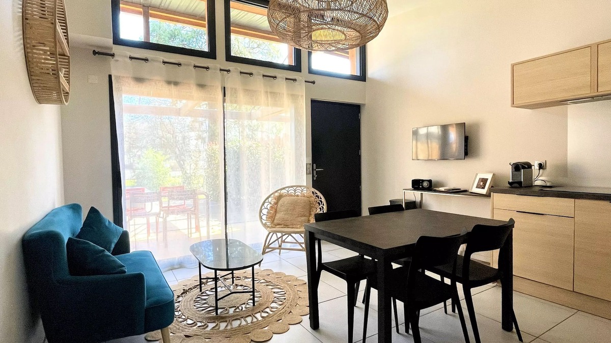 Saint-Affrique Villa | Ecolodge 2 Bedrooms 4 People
