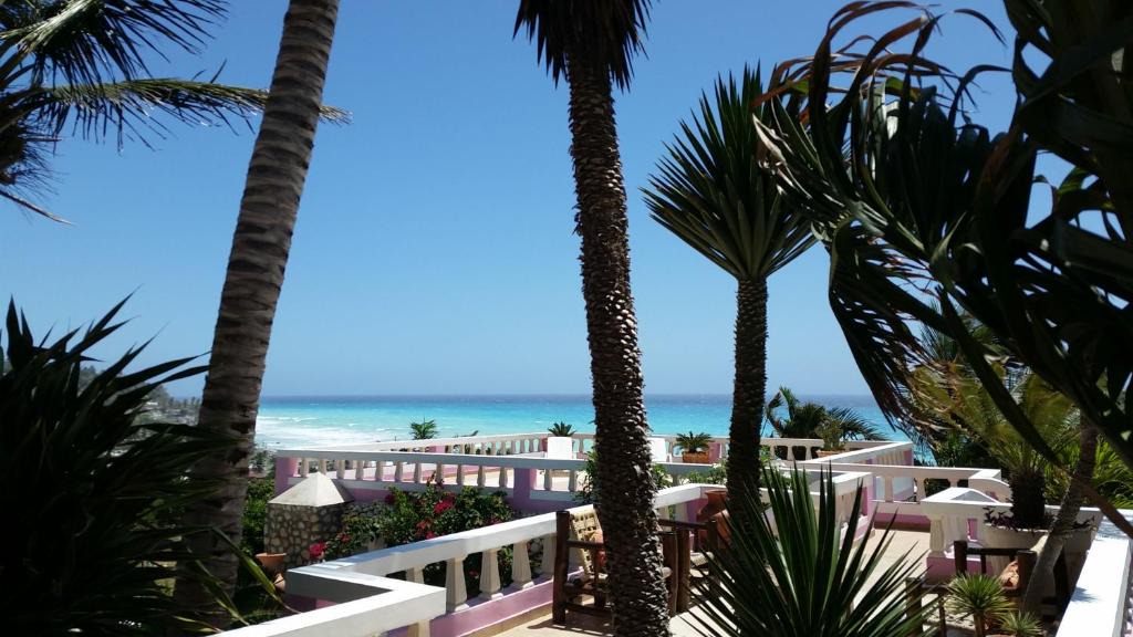 Enriquillo Cabin | Ecolodge Vistamar