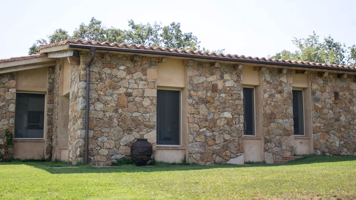 Villanueva De La Vera House | Ecological house in La Vera