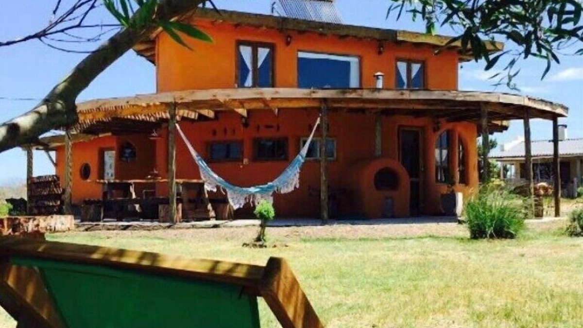 Jose Ignacio House | Ecological mud house