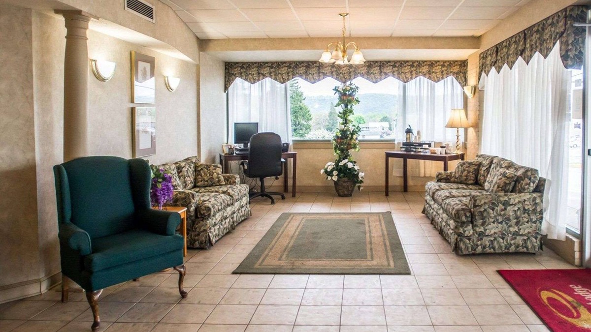 Shamokin Dam Hotel | Econo Lodge And Suites Shamokin Dam - Selinsgrove