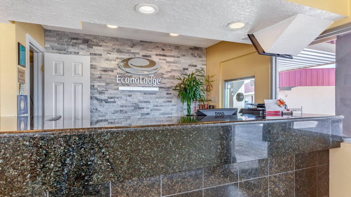 Clovis Hotel | Econo Lodge Clovis