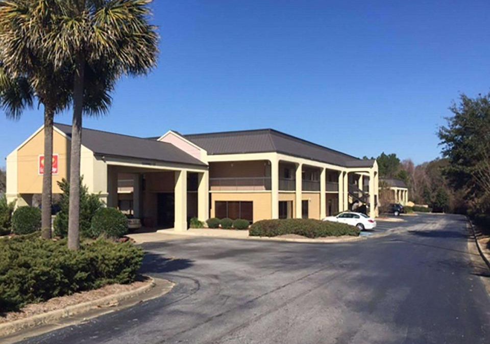 Cordele Cabin | Econo Lodge Cordele