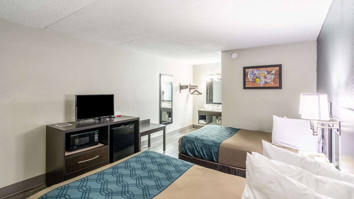 Crestview Hotel | Econo Lodge Crestview
