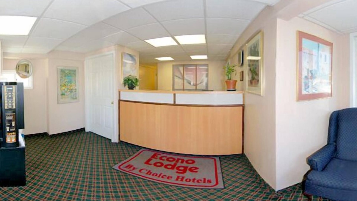Franklin Hotel | Econo Lodge Franklin - Springboro