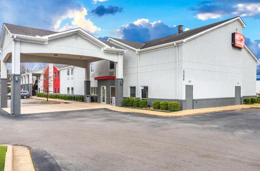 North Little Rock Hotel | Econo Lodge Inn & Suites Pritchard Road North Little Rock