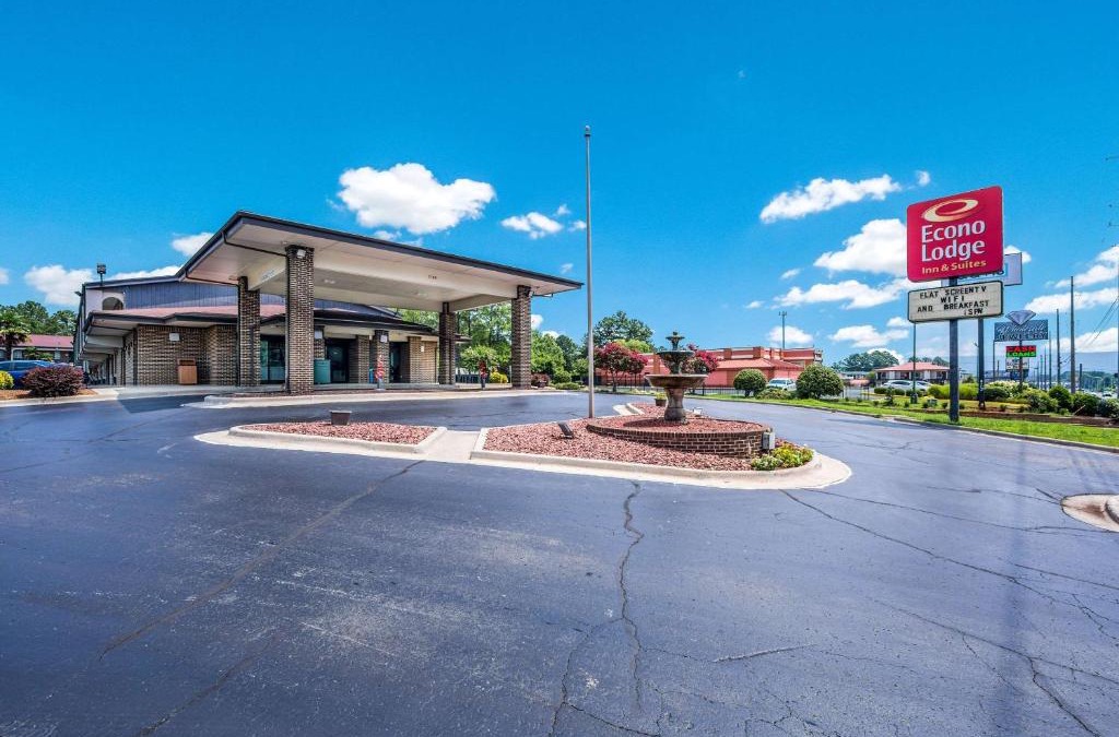 Huntsville Hotel | Econo Lodge Inn & Suites Huntsville University Area