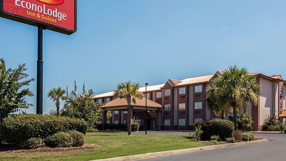 Natchitoches Hotel | Econo Lodge Inn & Suites Natchitoches