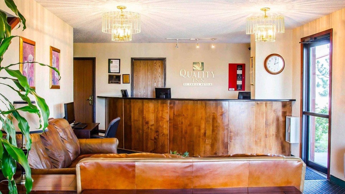 Del Camino Hotel | Econo Lodge Longmont East