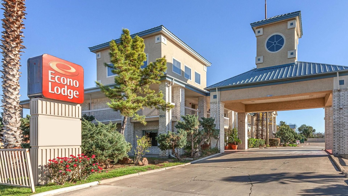 Harlandale Hotel | Econo Lodge San Antonio South