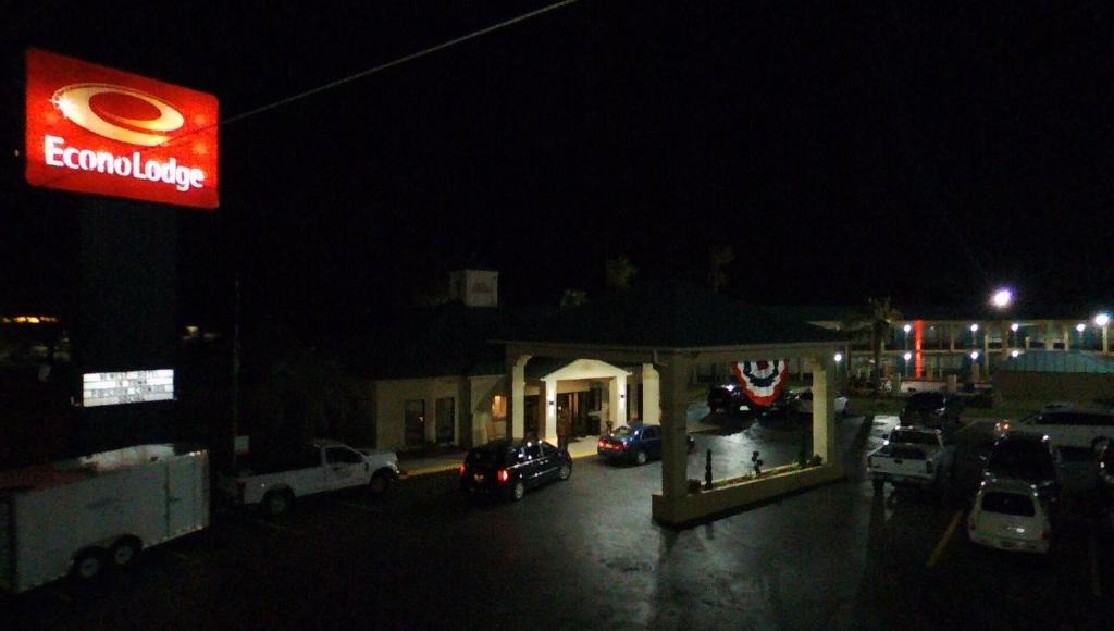 Hardeeville Hotel | Econo Lodge