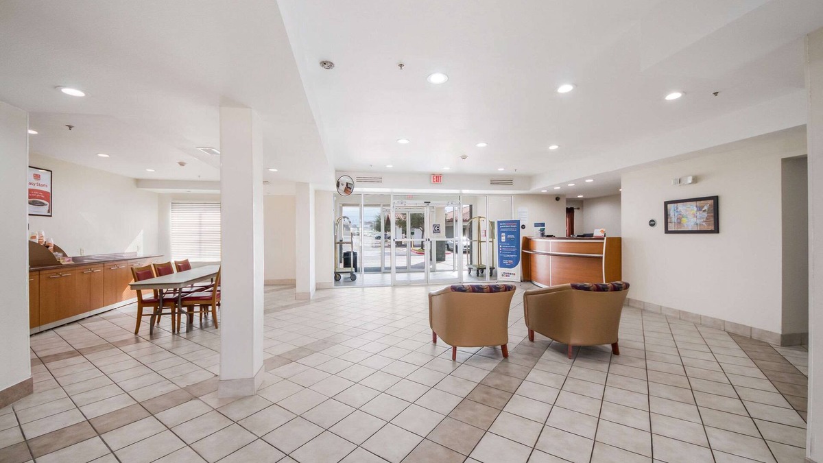 Laredo Hotel | Econo Lodge