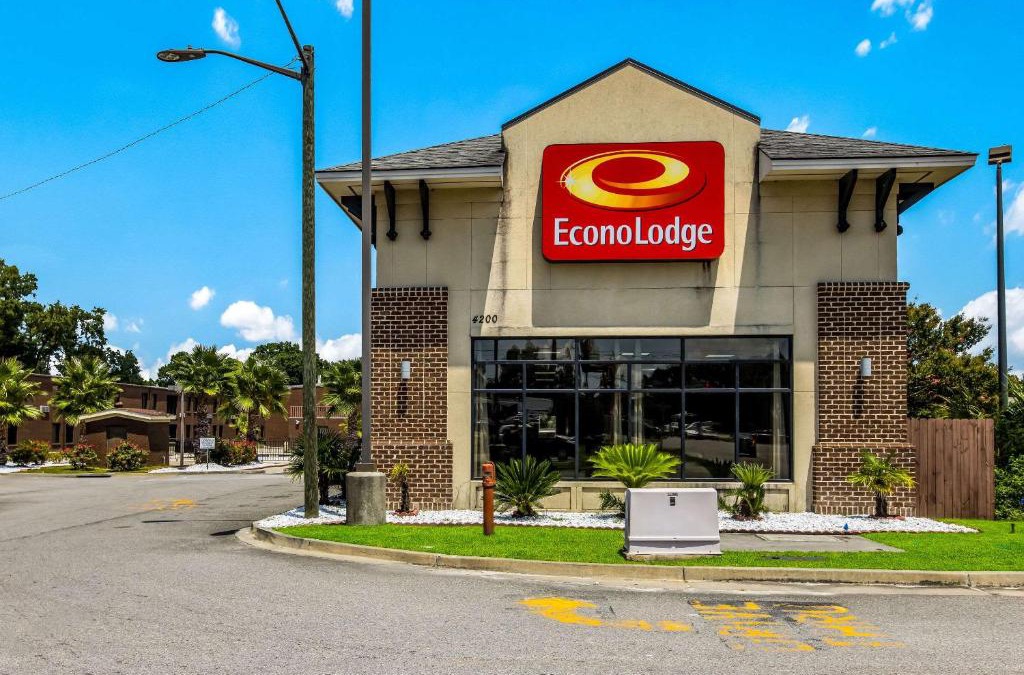 Garden City Cabin | Econo Lodge
