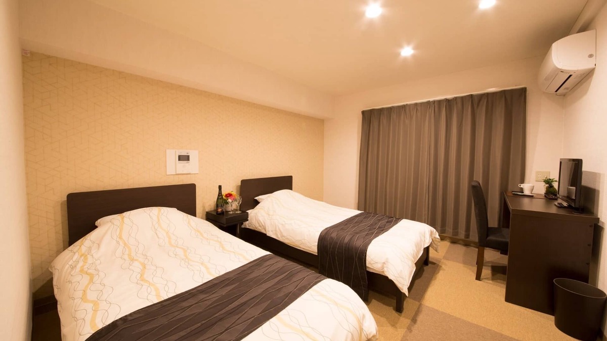 Uehonmachi Hotel | Economy Twin Room/Osaka city Ōsaka
