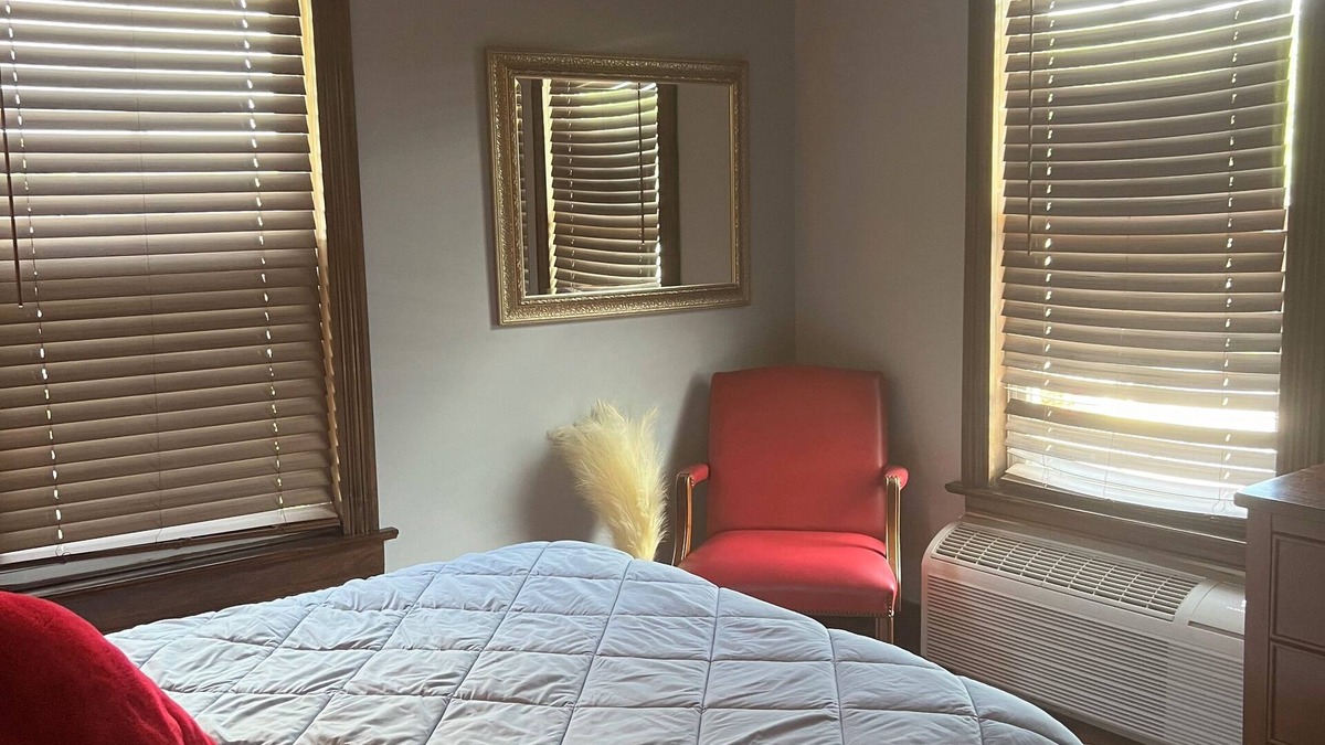 Berkeley Springs House | Eddie's Place