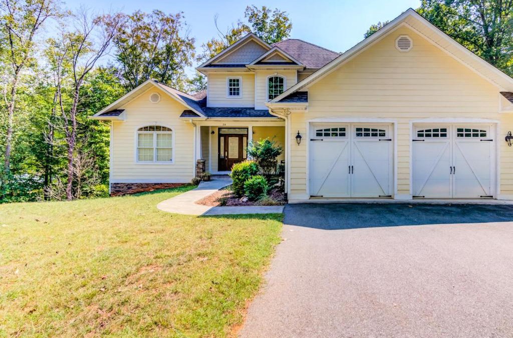 Westlake Corner House | Edelweiss