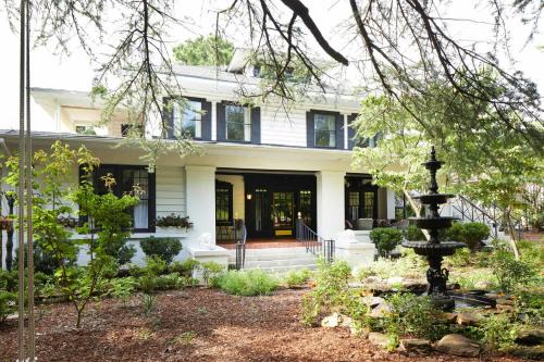 Crestline Heights House | Eden Brae: Historic Southern Gothic Mansion