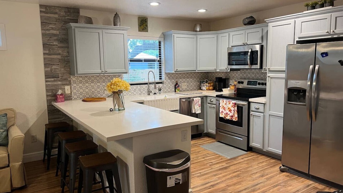 Dunedin House | Eden in Dunedin Lovely 3BD/2BA on the Pinellas Tr