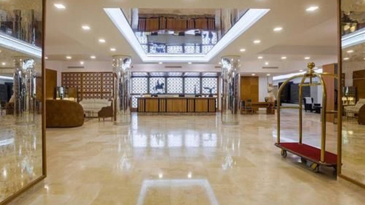 Es Senia Hotel | Eden Phoenix