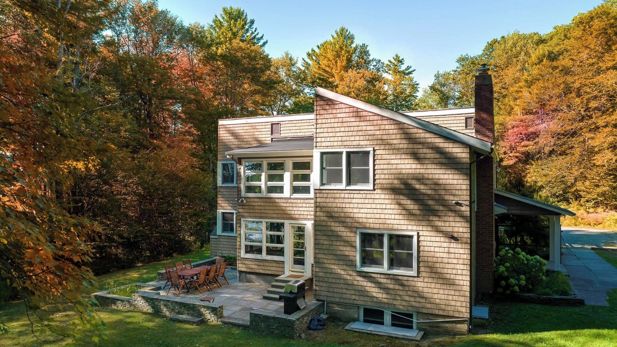 Forestburgh House | Eden Pond - Stunning Mid-Century Catskills Home