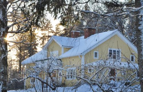 Skultuna House | Eden's Garden Cottages