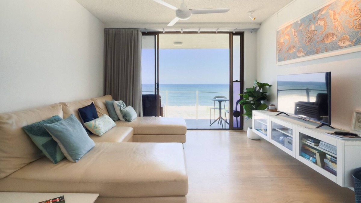 Caloundra Apartment | Edgecliffe Unit 7, 4 Bulcock Beach Esplanade Kings Beach
