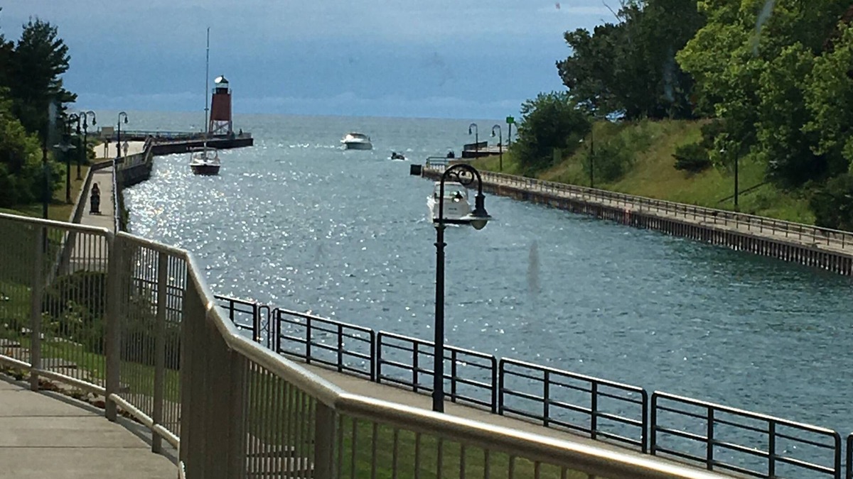 Charlevoix Condo | Edgewater Condo. Street Side .
