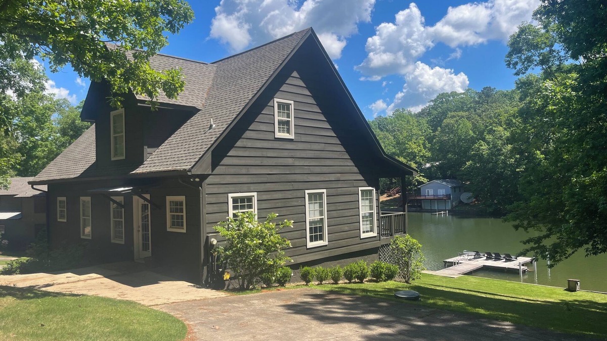 Dadeville House | Edgewater Escape | 3 Bed, 2 Bath