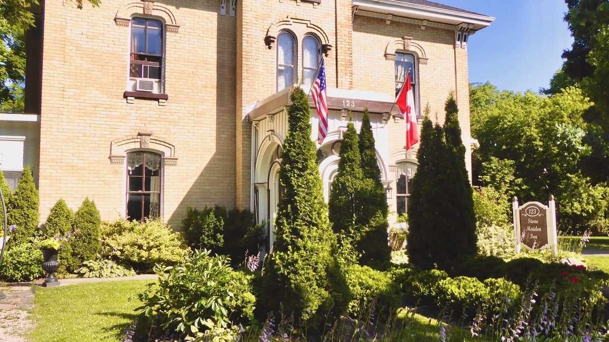 Stratford Apartment | Edwina Stone Maiden Inn