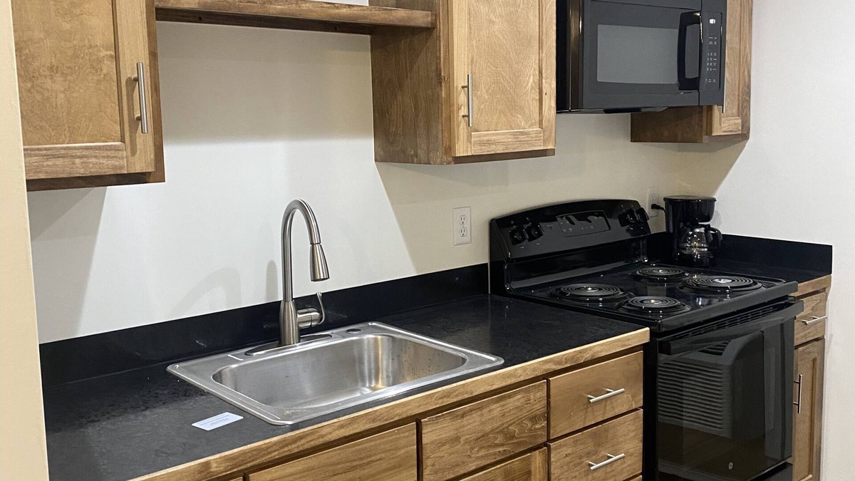 Sulphur Apartment | Efficiency Apartments nNear All Refineries