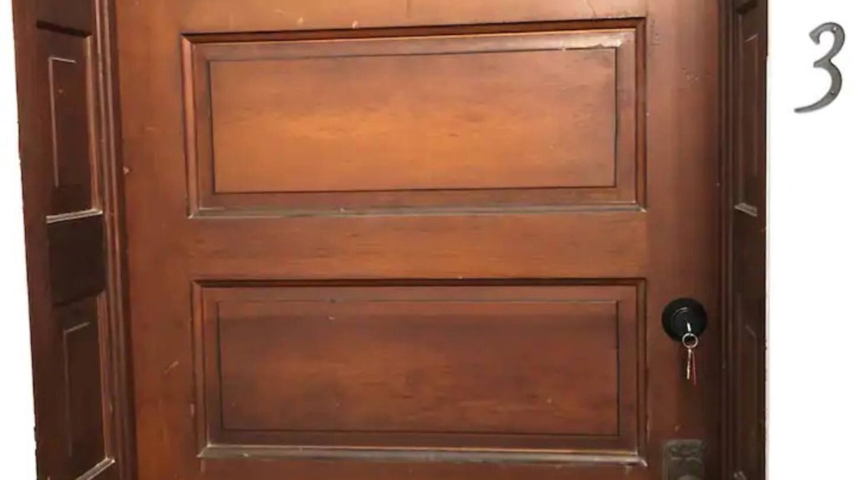 Logansport Apartment | Efficiency apt/1950's kitchen/huge tiled shower