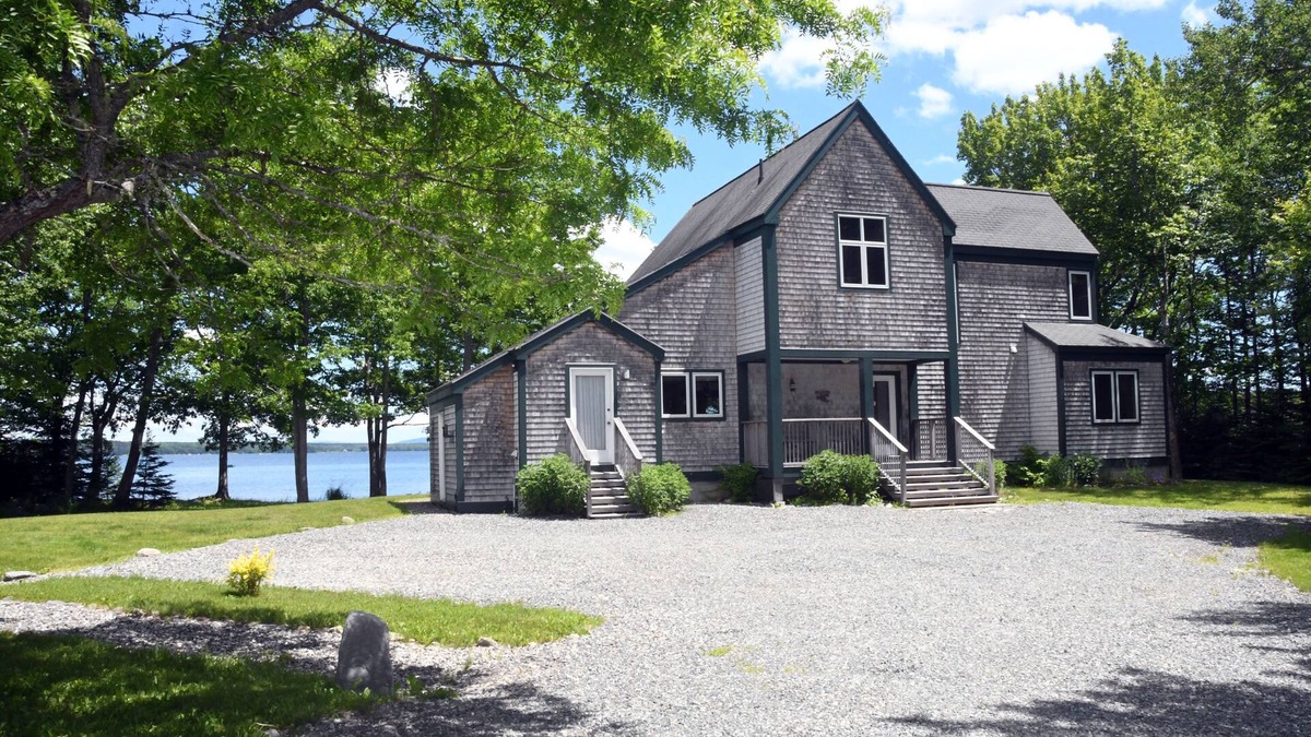 Deer Isle House | Eggemoggin Reach Oceanfront Contemporary Home With Mooring