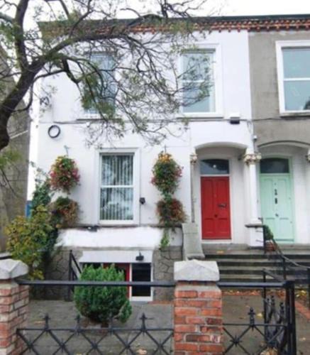 Bray House | Eglinton Road - Super King - Ensuite