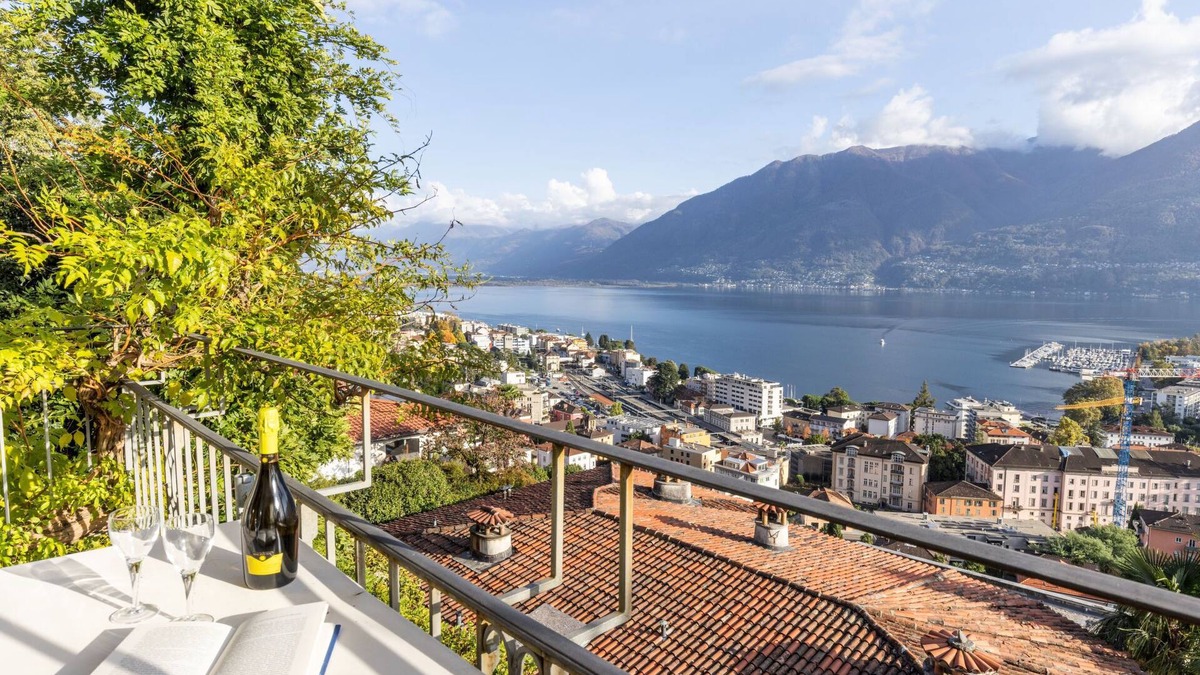 Muralto Apartment | Egner- Apt.Caretta by Interhome