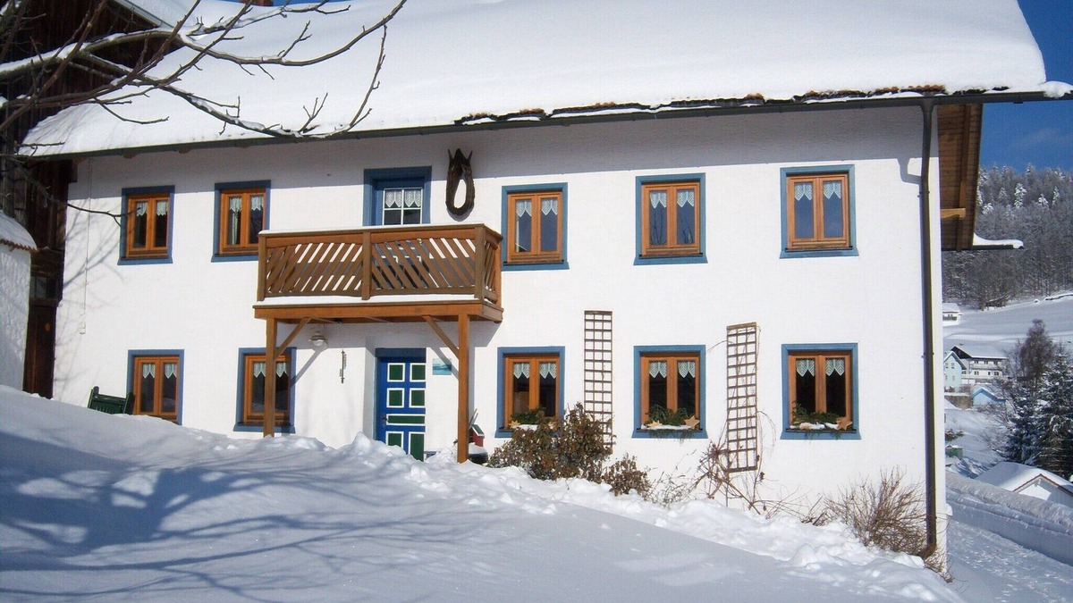 Zenting House | Ehemaliges Bauernhaus mit Liegewiese